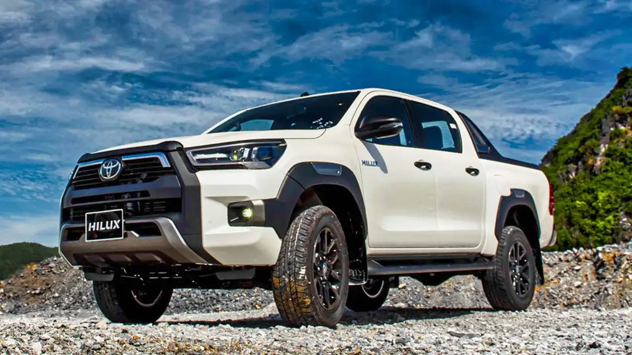 Xe Toyota Hilux